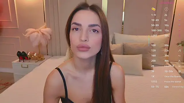 Snapshot of BellaHalles chatting on 8, 2, 2026 BellaHalles online show from 8, 2, 2026