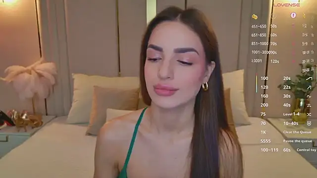 Snapshot of BellaHalles chatting on 13, 2, 2026 BellaHalles online show from 13, 2, 2026