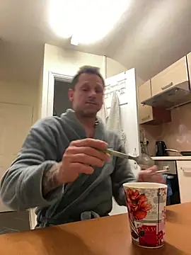 Yourhotboy 42 online show from 8, 3, 2025