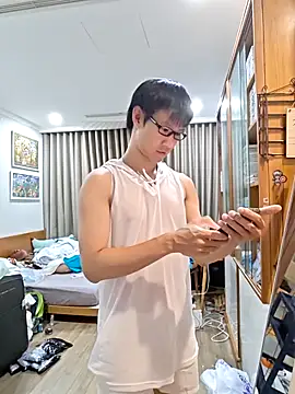 Snapshot of horny_slavedog chatting on 25, 9, 2025 horny slavedog online show from 25, 9, 2025