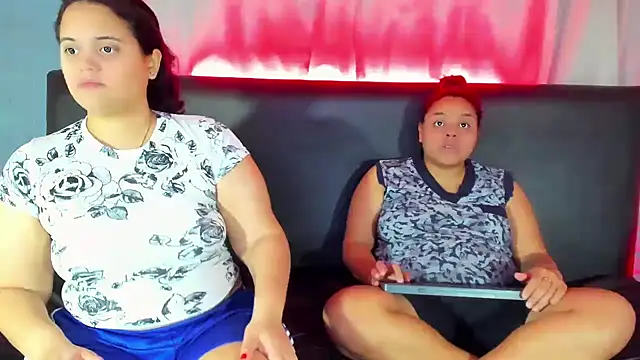 brunnette hot online show from 11, 3, 2025