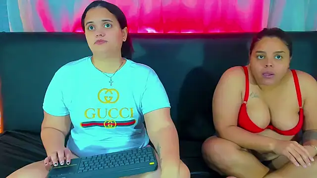 brunnette hot online show from 19, 3, 2025