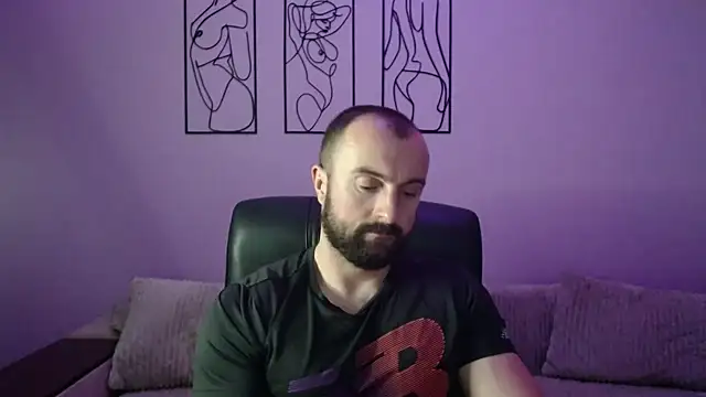 brindlefly6969 online show from 10, 10, 2025