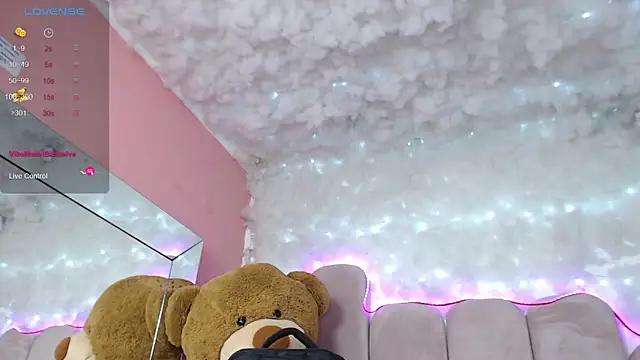 puca ebony online show from 28, 1, 2025