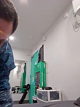 Iliketocooksquirt25 online show from 9, 4, 2026