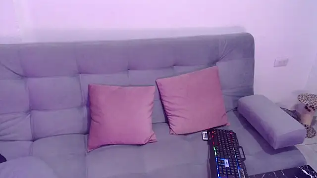 Snapshot of Ari-Hall chatting on 12, 12, 2024 Ari-Hall online show from 12, 12, 2024