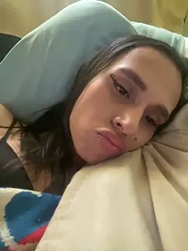 Snapshot of Ari-Hall chatting on 25, 9, 2025 Ari-Hall online show from 25, 9, 2025