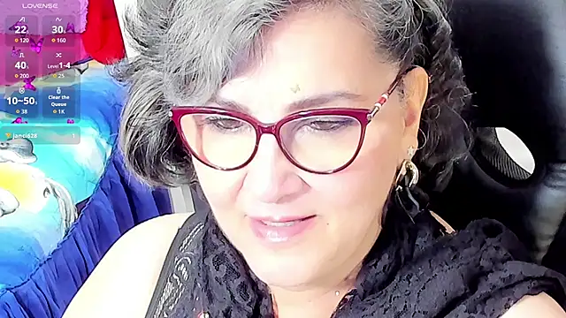 cataleya mom online show from 3, 10, 2025