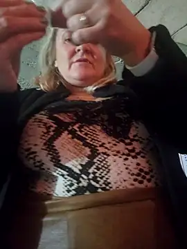 lady charlyne online show from 21, 3, 2025