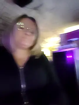 lady charlyne online show from 19, 9, 2025