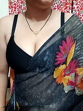 Snapshot of Priya_Boudi chatting on 24, 2, 2026 Priya Boudi online show from 24, 2, 2026