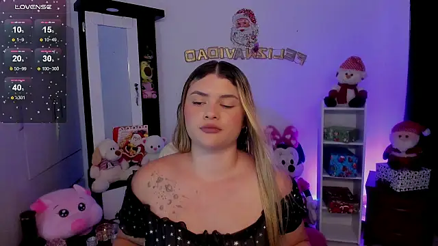 chloejones   online show from 4, 12, 2024