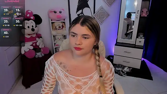 chloejones   online show from 6, 2, 2025