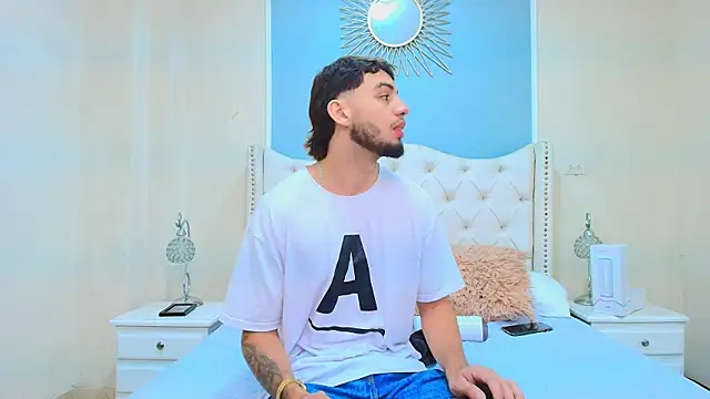 Michael magno online show from 11, 11, 2025