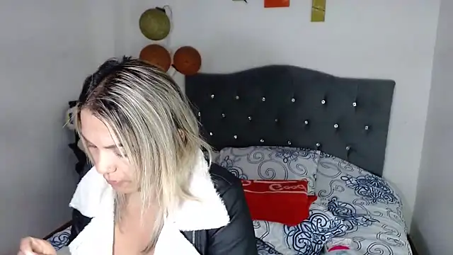 Chantal hott online show from 22, 2, 2026