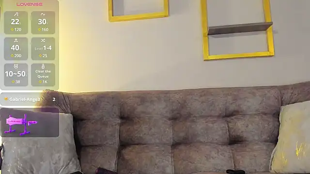 Salome Villa online show from 5, 2, 2025