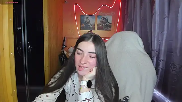 Snapshot of Fiery_Brunette_ chatting on 12, 3, 2025 Fiery Brunette online show from 12, 3, 2025