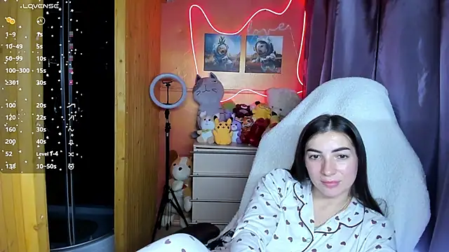 Snapshot of Fiery_Brunette_ chatting on 29, 9, 2025 Fiery Brunette online show from 29, 9, 2025