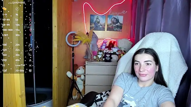 Fiery Brunette  online show from 15, 1, 2026