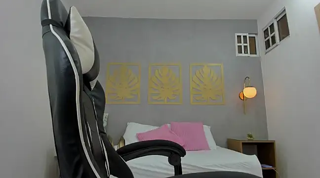 ayla13  online show from 12, 2, 2025