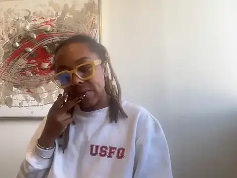 ChocolateCakeQueen online show from 20, 11, 2025