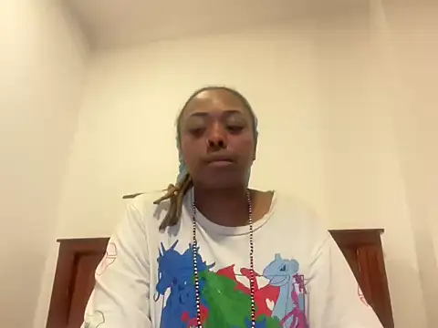 ChocolateCakeQueen online show from 22, 11, 2025