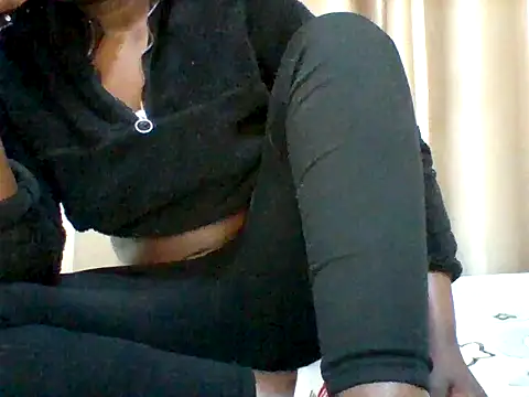 Snapshot of sexy_cutelips chatting on 2, 7, 2026 sexy cutelips online show from 2, 7, 2026