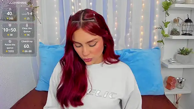 HazzelGray online show from 3, 12, 2024