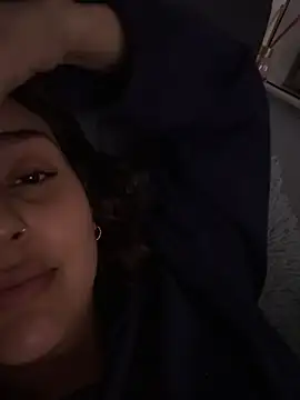 HazzelGray online show from 4, 3, 2025