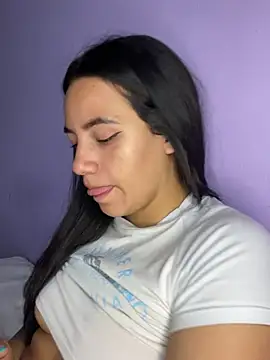 hannahb-e online show from 5, 2, 2025