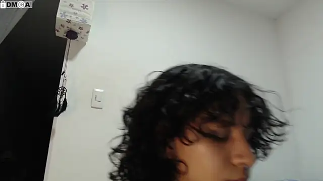 AlinaWoolf  online show from 16, 9, 2025