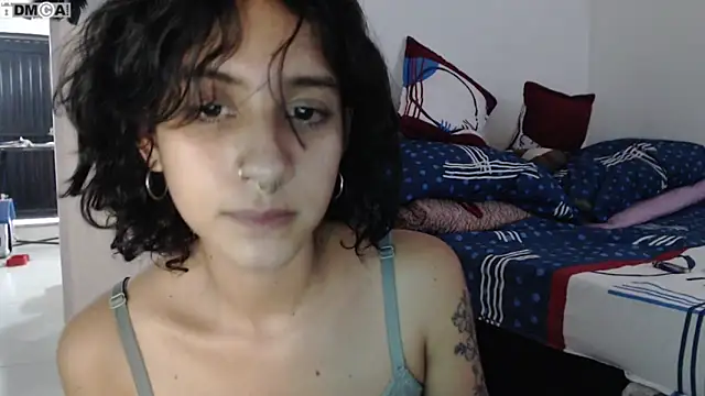 AlinaWoolf  online show from 5, 11, 2025