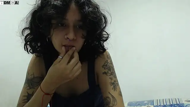 AlinaWoolf  online show from 25, 2, 2026