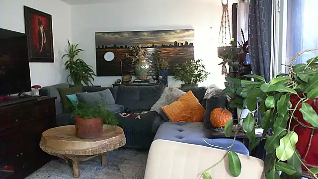 CeceilaMoon online show from 21, 11, 2025