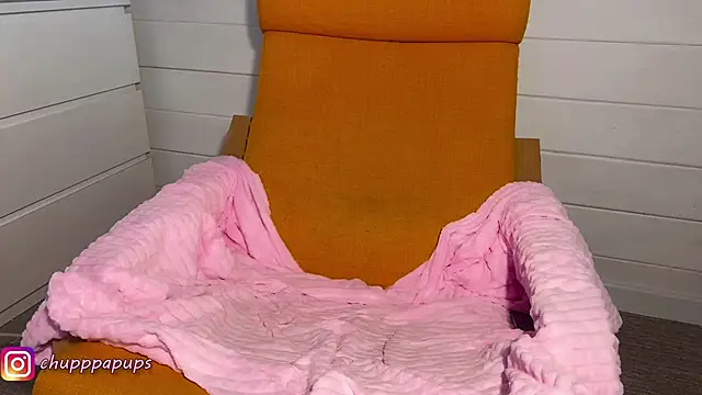 Snapshot of -Sweet-Kitty- chatting on 10, 3, 2025 -Sweet-Kitty- online show from 10, 3, 2025