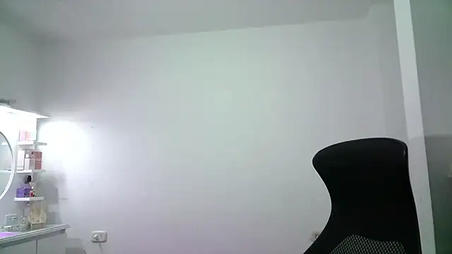 Snapshot of aineangeel chatting on 4, 11, 2025 aineangeel online show from 4, 11, 2025