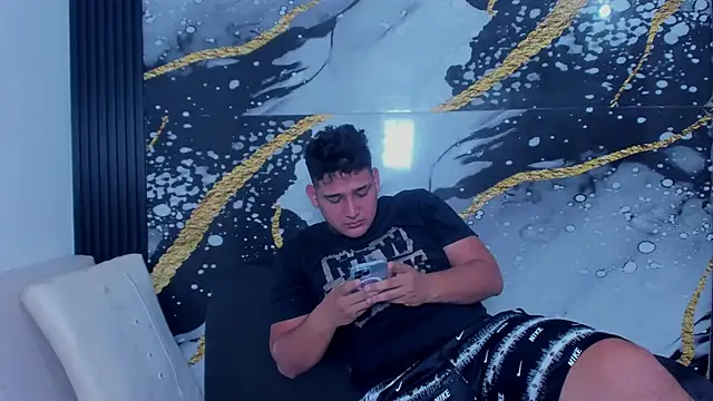 Snapshot of sweethot___ chatting on 21, 9, 2025 sweethot online show from 21, 9, 2025