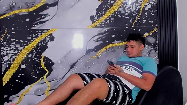 Snapshot of sweethot___ chatting on 3, 10, 2025 sweethot online show from 3, 10, 2025