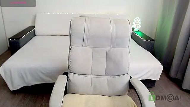 Kira Winner online show from 16, 1, 2025