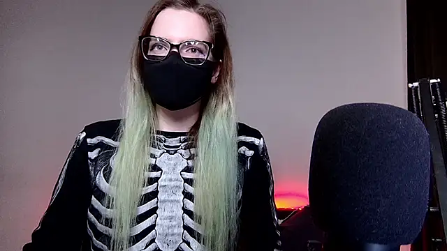 amber candyfloss online show from 2, 12, 2024