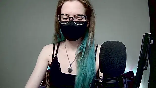 amber candyfloss online show from 2, 2, 2025