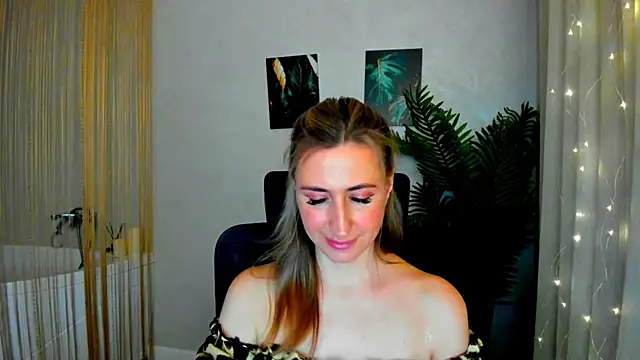 PassionGlow online show from 21, 2, 2025