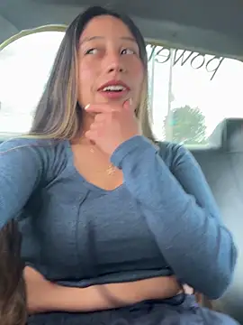 kiaraowen online show from 21, 3, 2025