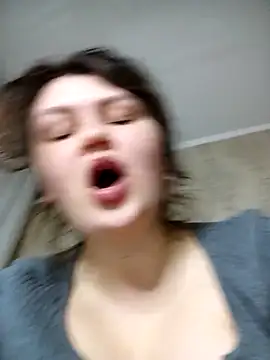 BlackCurly online show from 9, 3, 2025