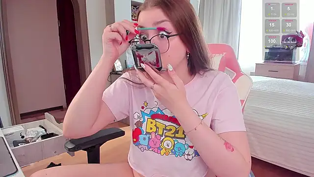 Snapshot of elisejays chatting on 20, 2, 2025 elisejays online show from 20, 2, 2025