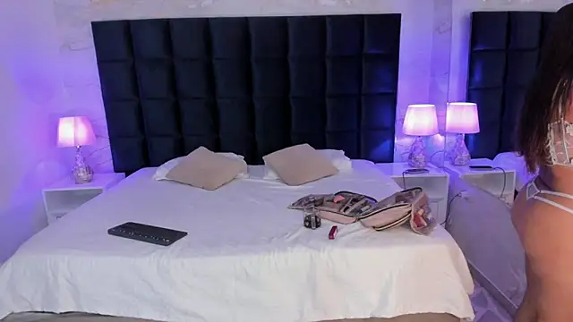 EVELIN MASON online show from 24, 11, 2025