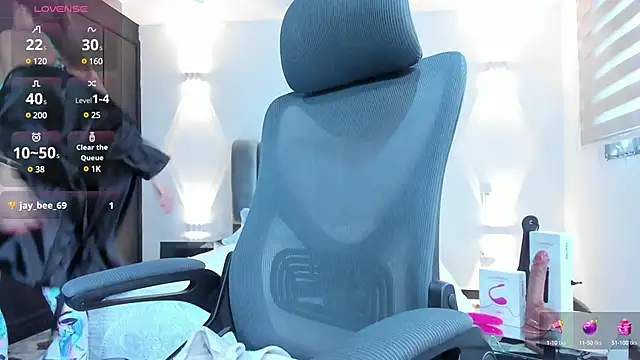 AnaRuiz online show from 10, 3, 2025