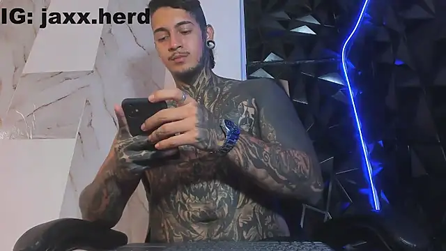 JAXXXONHERD online show from 4, 10, 2025