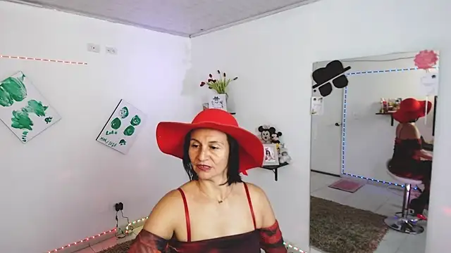 Snapshot of lollita_23_ chatting on 24, 9, 2025 lollita 23 online show from 24, 9, 2025