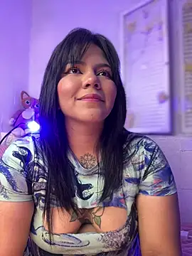 JulianaCastillo online show from 24, 1, 2025